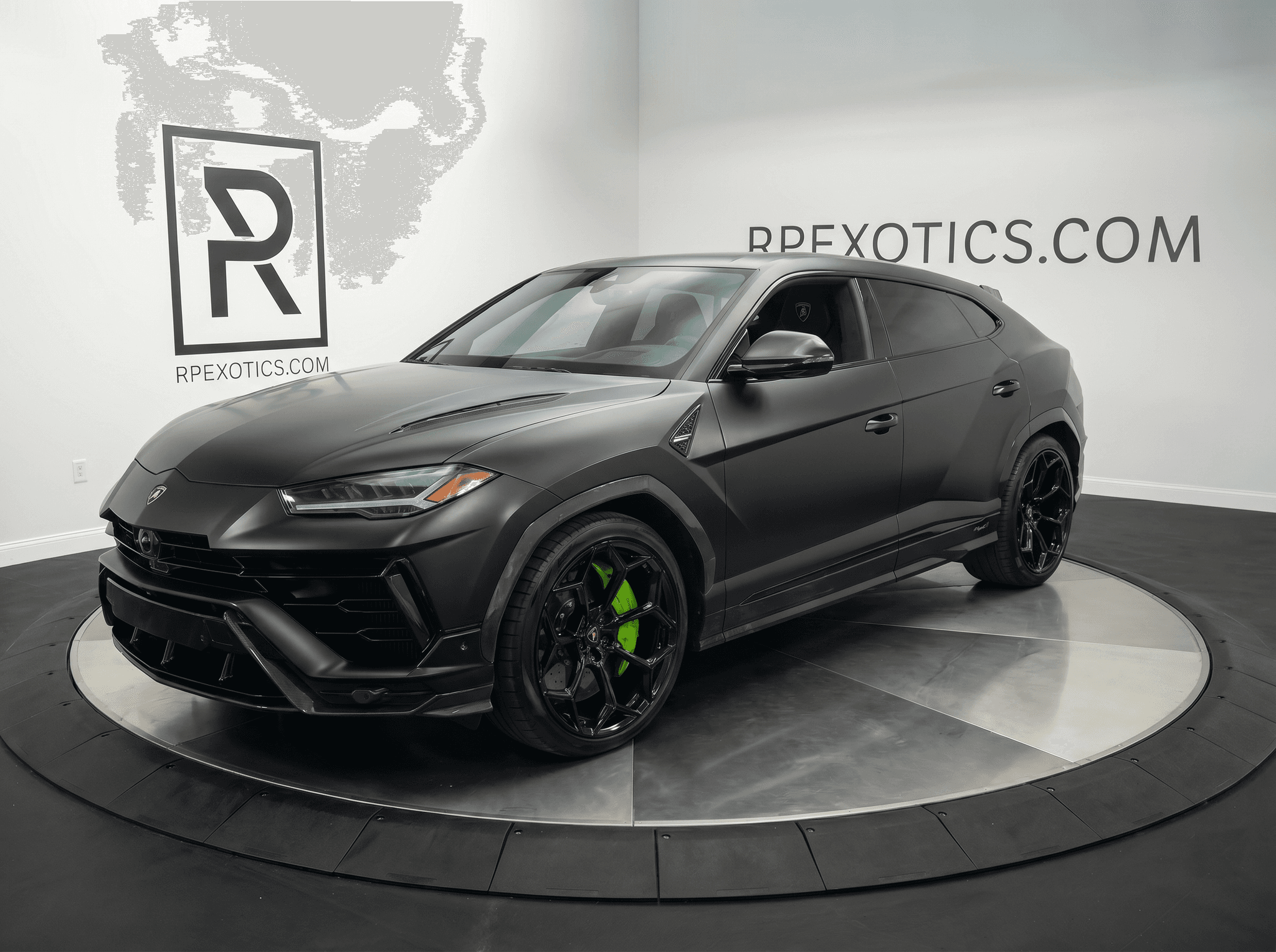 2024 Lamborghini Urus Performante